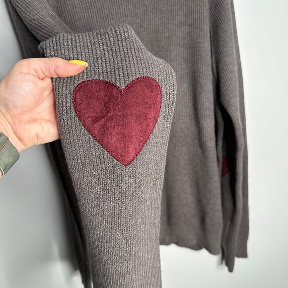 ACOA Women's Mock Neck Gray Ribbed Heart Elbow Patch Sweater Size 3XL NWT - Picture 7 of 7